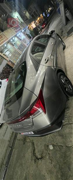 هیۆندای ئەلەنترا